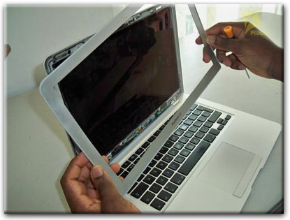 Замена экрана Apple MacBook во Фрязино